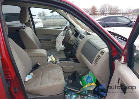 2011 Ford Escape Xlt из США, поврежденный, VIN 1FMCU0DG5BKB79504